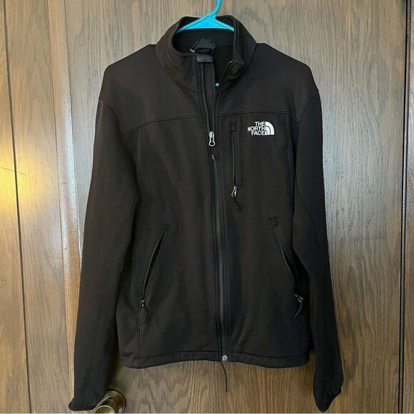 The North Face Performance Jacket - Picture 2 of 5